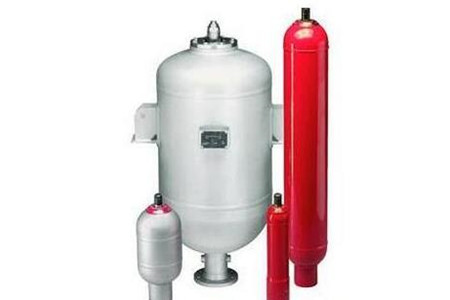 囊式蓄能器為什么會(huì)產(chǎn)生壓力嚴(yán)重下降的問(wèn)題？