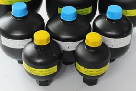 纏繞式蓄能器的作用、工作原理及使用技巧