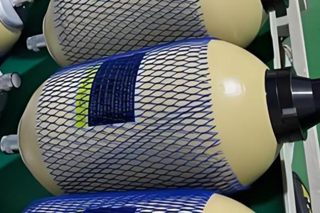 蓄能器是否可以作為臨時(shí)的儲(chǔ)能裝置?圖2