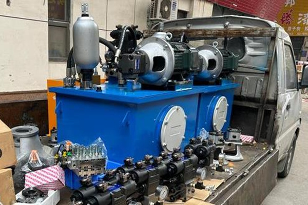 蓄能器里面的液壓油有哪些污染與危害？圖2